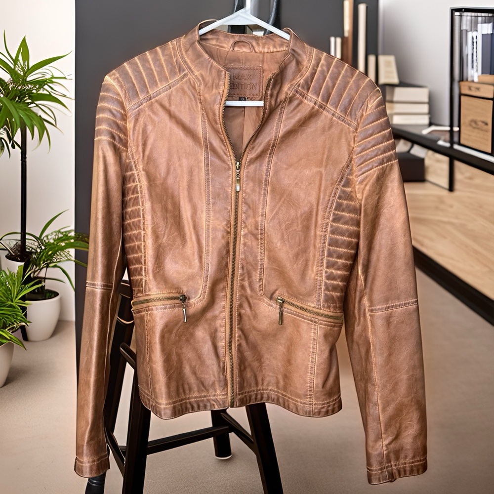 Cute Max Edition Brown Leather Jacket